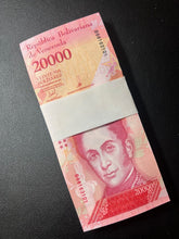 Load image into Gallery viewer, Venezuela 20000 (20,000) Bolivares 2017 Gem UNC 100 Note Stack