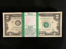 Load image into Gallery viewer, $2 Stack 2017A Uncirculated Sequential BEP Two Dollar Pack 100 notes Kansas City
