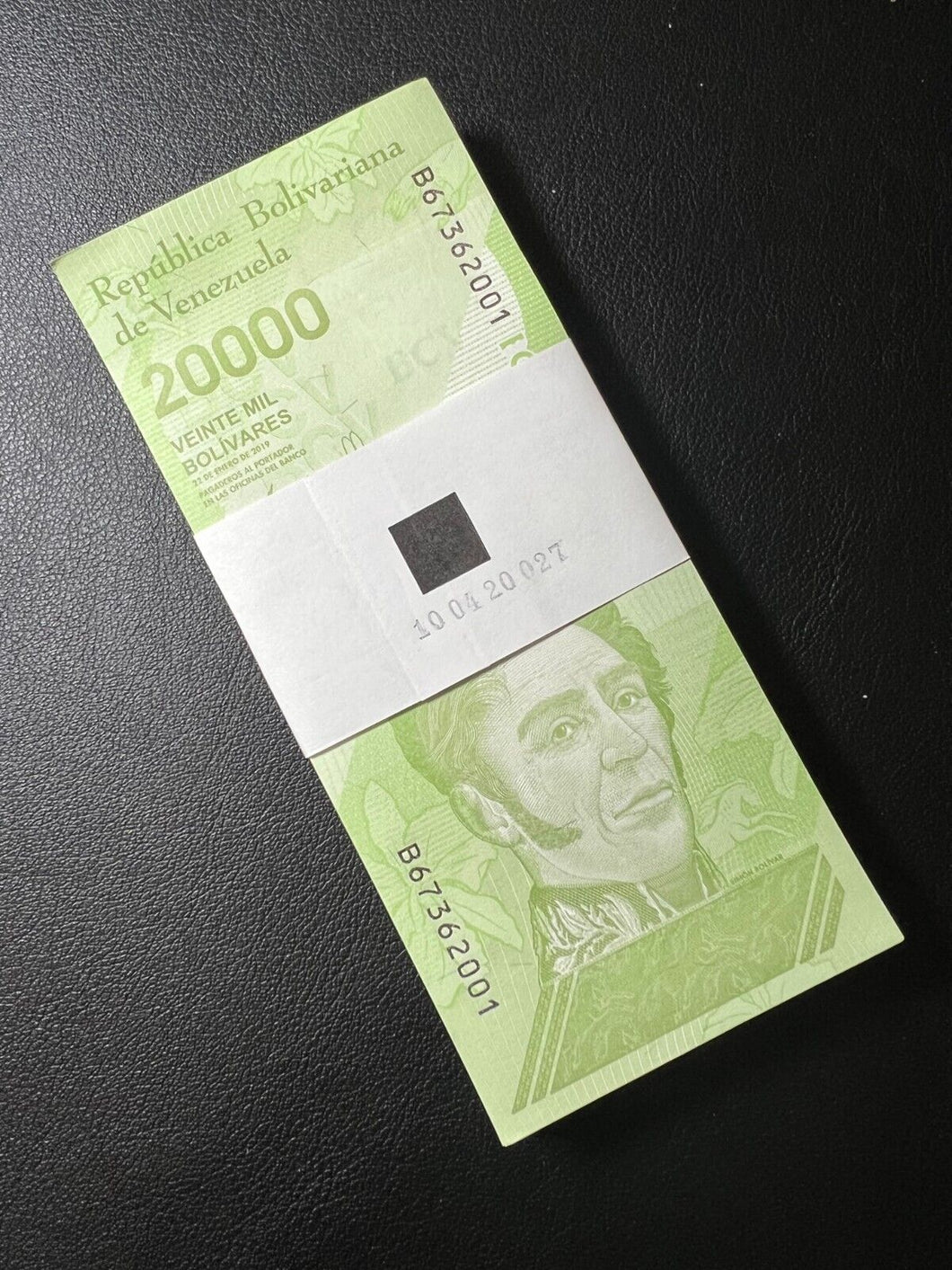 Venezuela 20,000 (20000) Bolivar Soberano, 2019 P110b Stack of 100 Notes