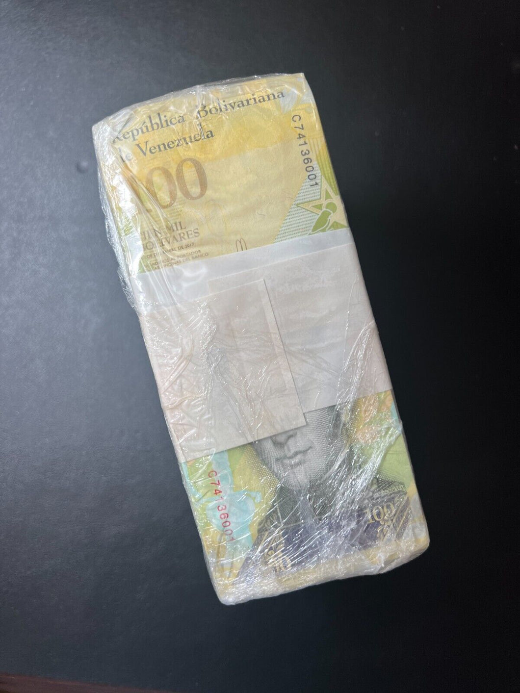 Venezuela 100 Mil Bolivar 2017 Brick of 1,000 UNC Banknotes